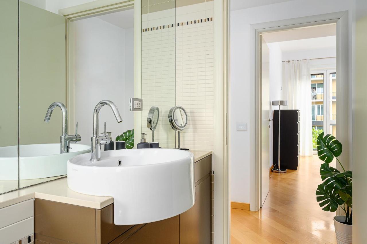 Stylish Condo Garibaldi Sempione 85M2 - Self Check-In Milano Dış mekan fotoğraf